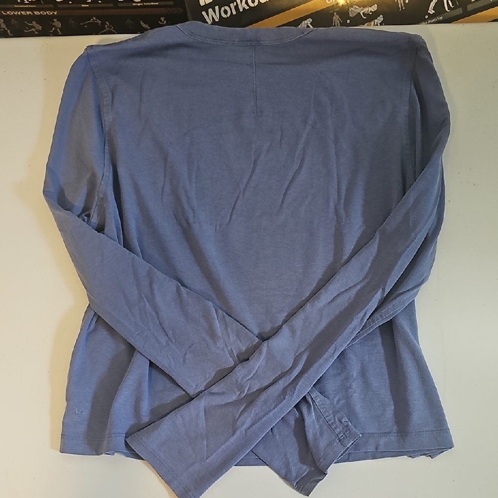 lululemon athletica Men's Slate Blue Long Sleeve Tee